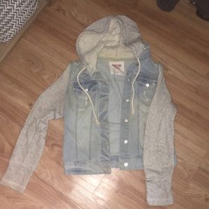 Combo jean and sweatshirt jacket